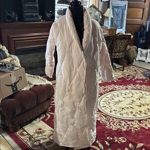 Warm Things down plush robe